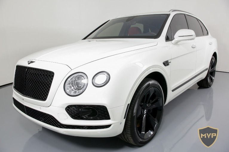 2017 BENTLEY BENTAYGA for sale Call for price at MVP Miami in Miami FL 33142 4