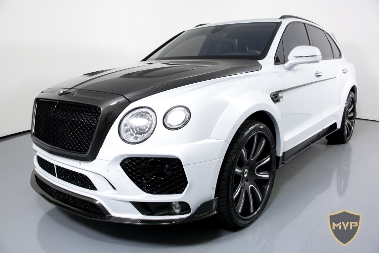 2017 BENTLEY BENTAYGA for sale Sold at MVP Miami in Miami FL 33142 4