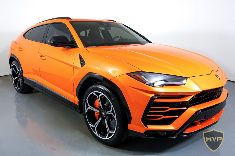 2021 LAMBORGHINI URUS for sale Call for price at MVP Miami in Miami FL 33142 2