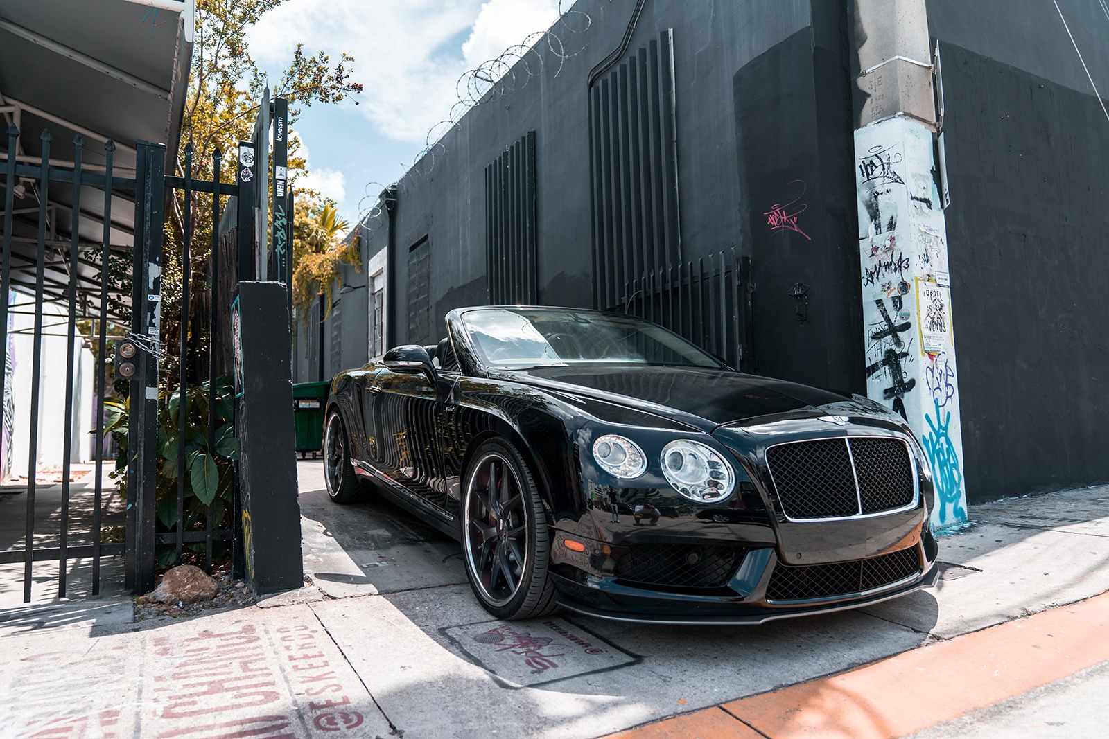 2016 Bentley GTC   Miami, FL