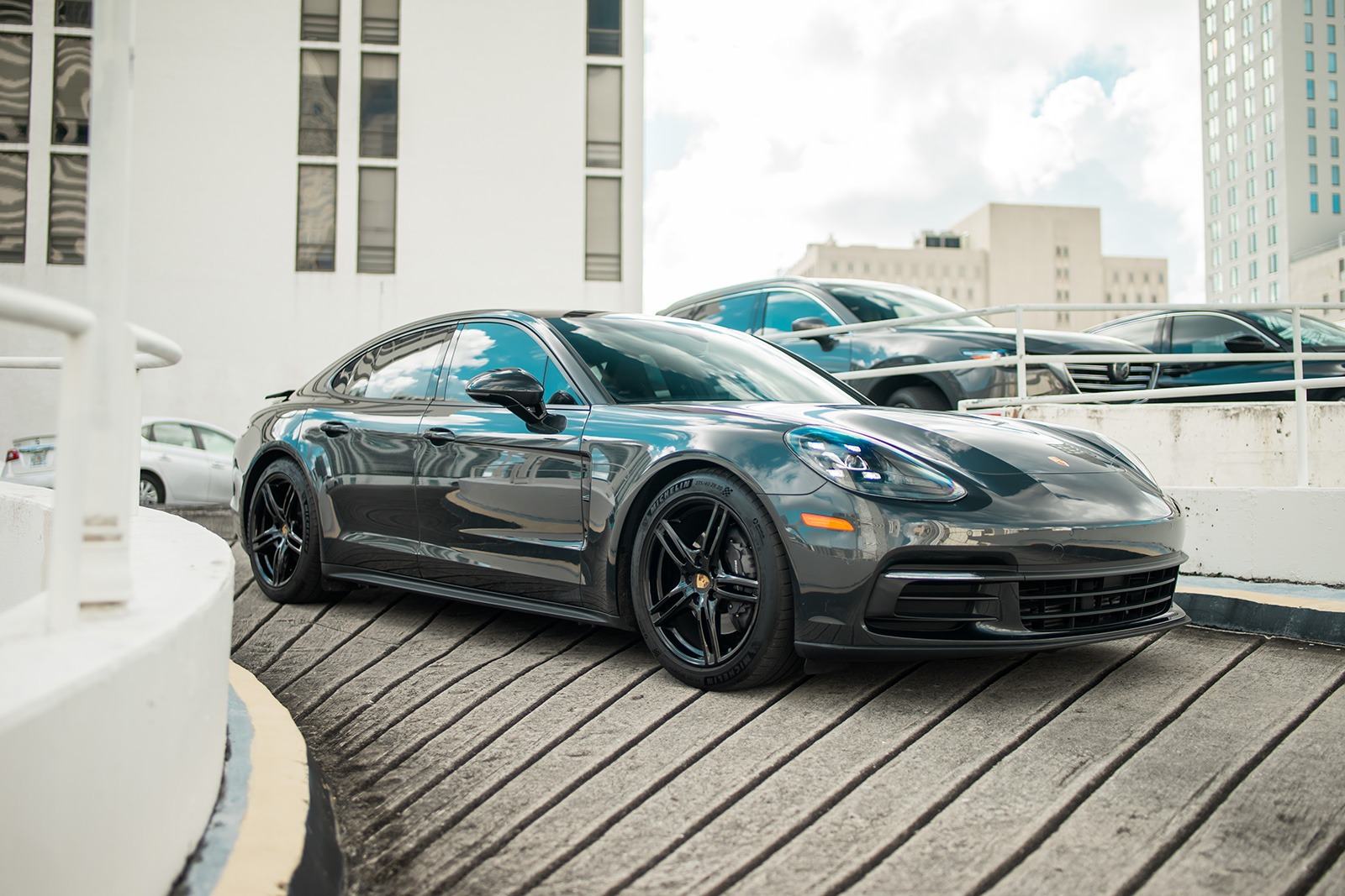 2018 Porsche Panamera  4-Door Miami, FL