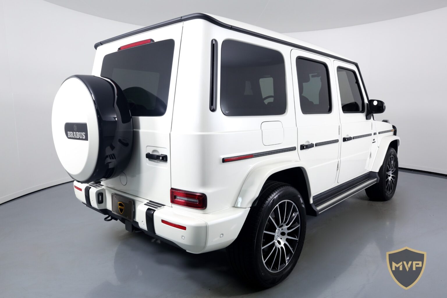 Stand Out in a Mercedes-Benz SUV Rental | MVP Miami Rentals